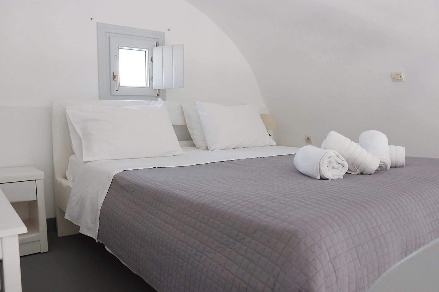 Phaos Santorini Suites Имеровигли Екстериор снимка