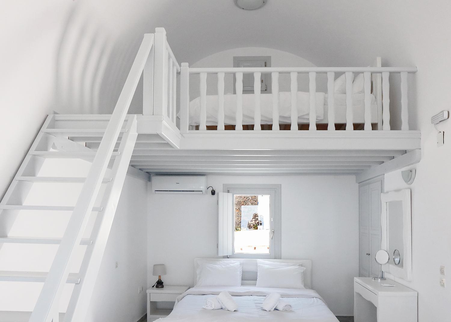 Phaos Santorini Suites Имеровигли Екстериор снимка