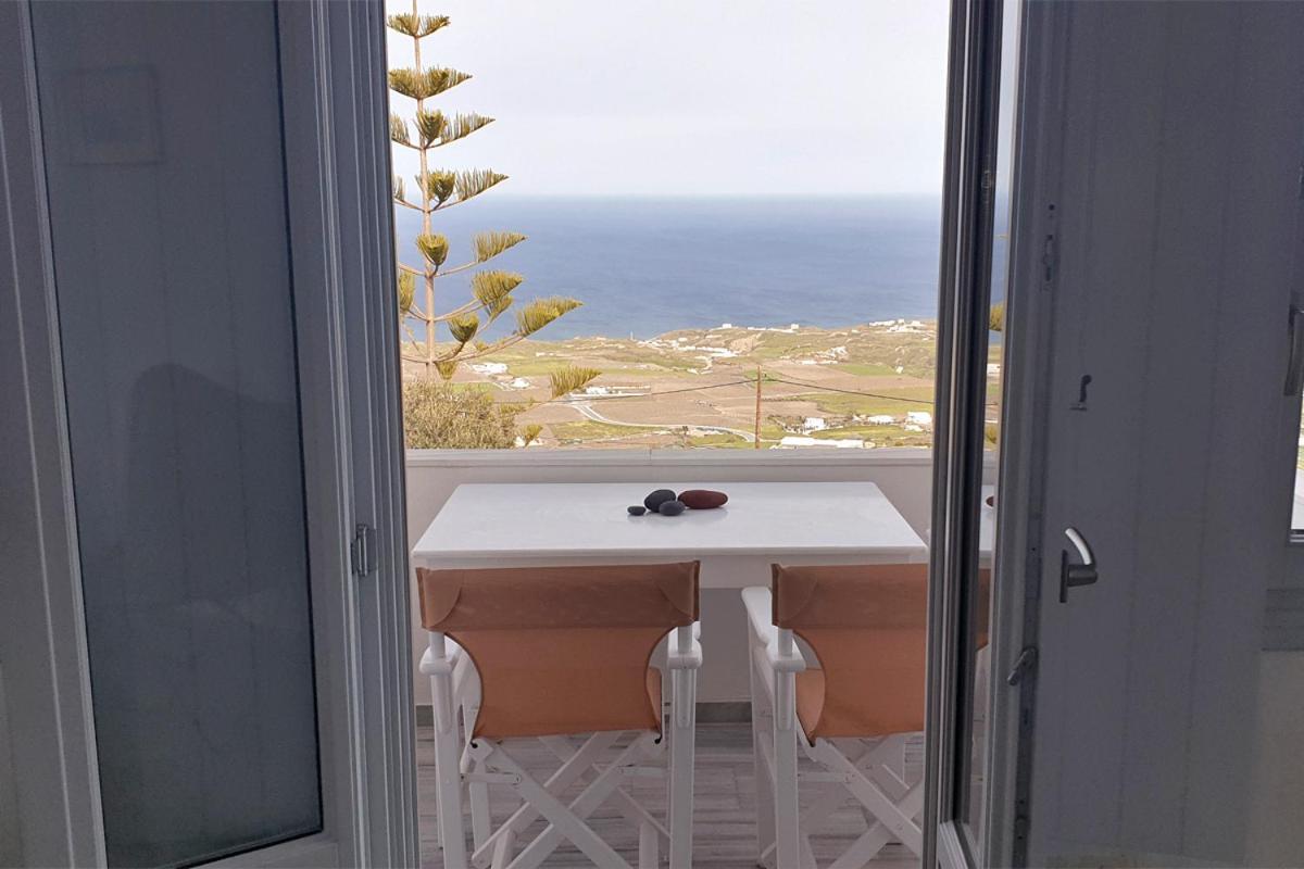 Phaos Santorini Suites Имеровигли Екстериор снимка