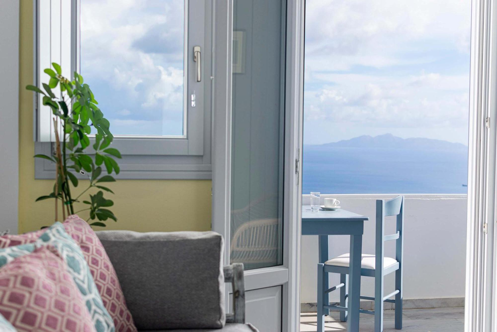 Phaos Santorini Suites Имеровигли Екстериор снимка